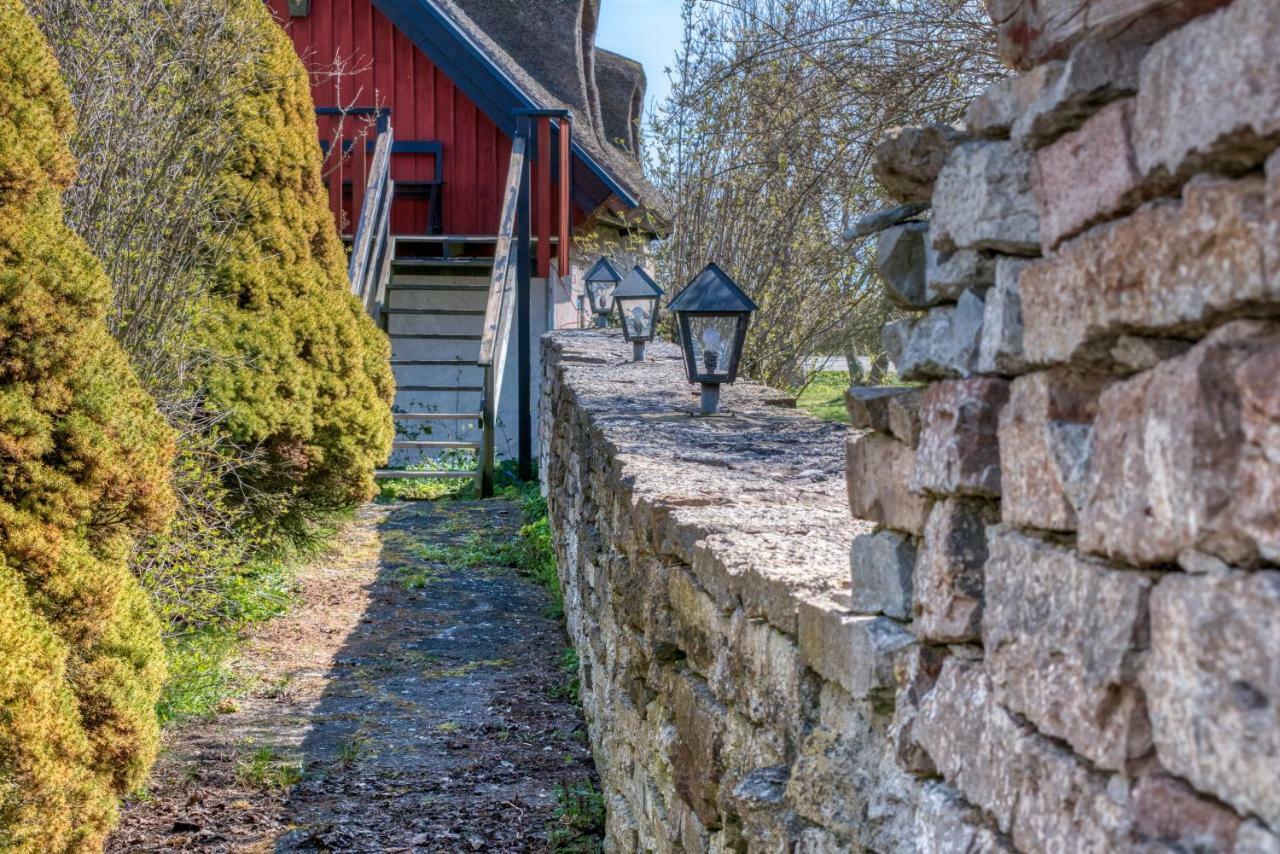 Gammalsbygardens Gaestgiveri Hotel Degerhamn Exterior photo